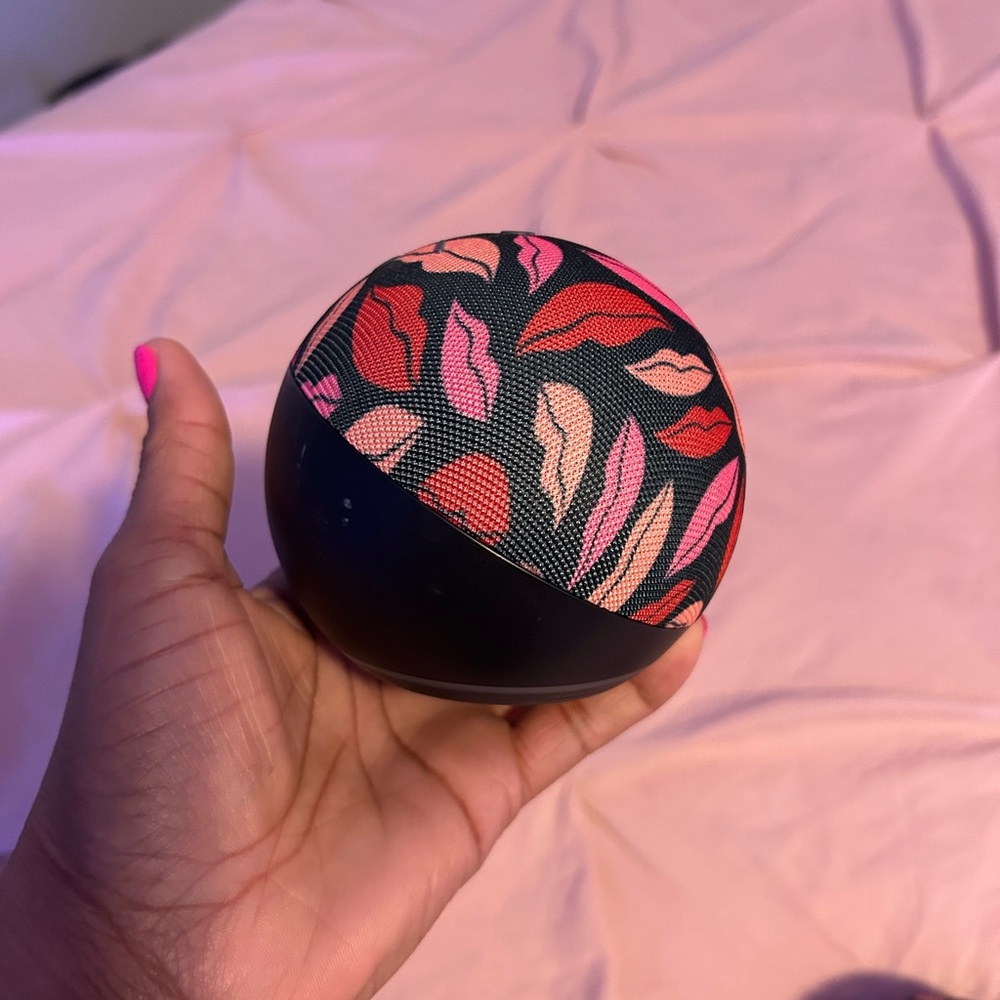 Limited edition Amazon Dots